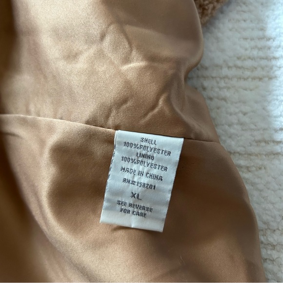 Style Me Teddy Trench Coat in Tan Women’s Size XL Faux Shearling Brown Old Money - Picture 5 of 5